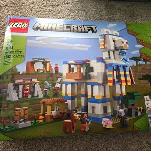 Minecraft Llama Village Lego set New